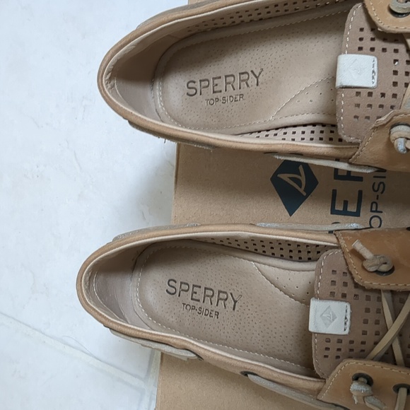 Sperry Topsiders - Picture 5 of 6